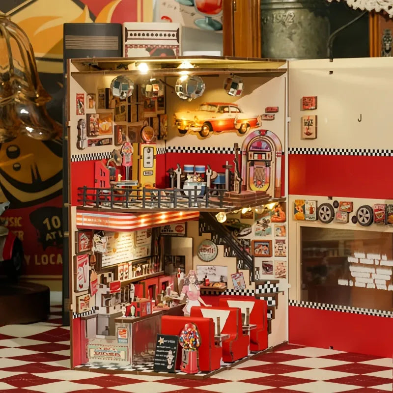 Book Nook - 1950s Diner