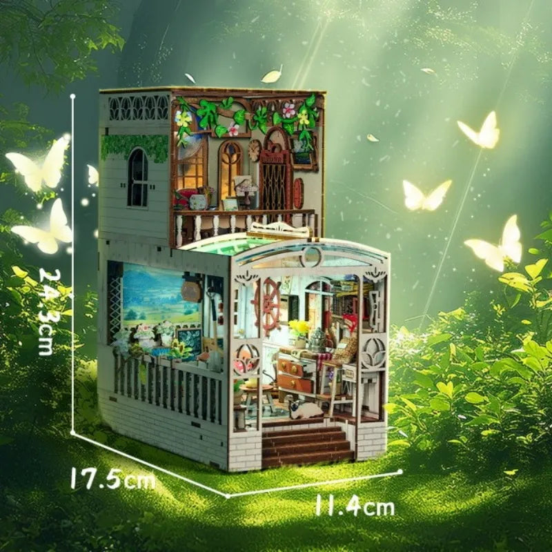 Book Nook - Happy Moments, un kit créatif pour construire un diorama miniature. Parfait pour décorer une bibliothèque ou comme cadeau original pour un amoureux des livres. Par Nookette.