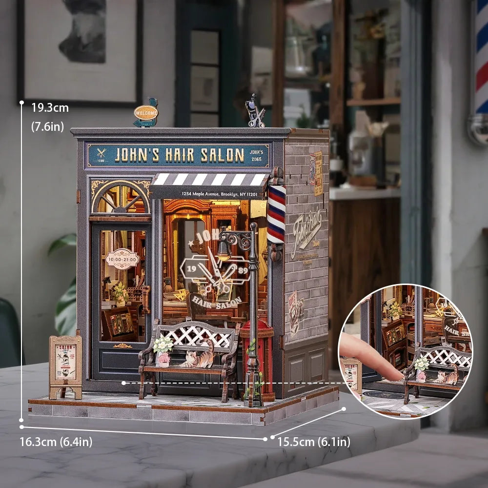 Book Nook - John's Hair Salon, un kit créatif pour construire un diorama miniature. Parfait pour décorer une bibliothèque ou comme cadeau original pour un amoureux des livres. Par Nookette.