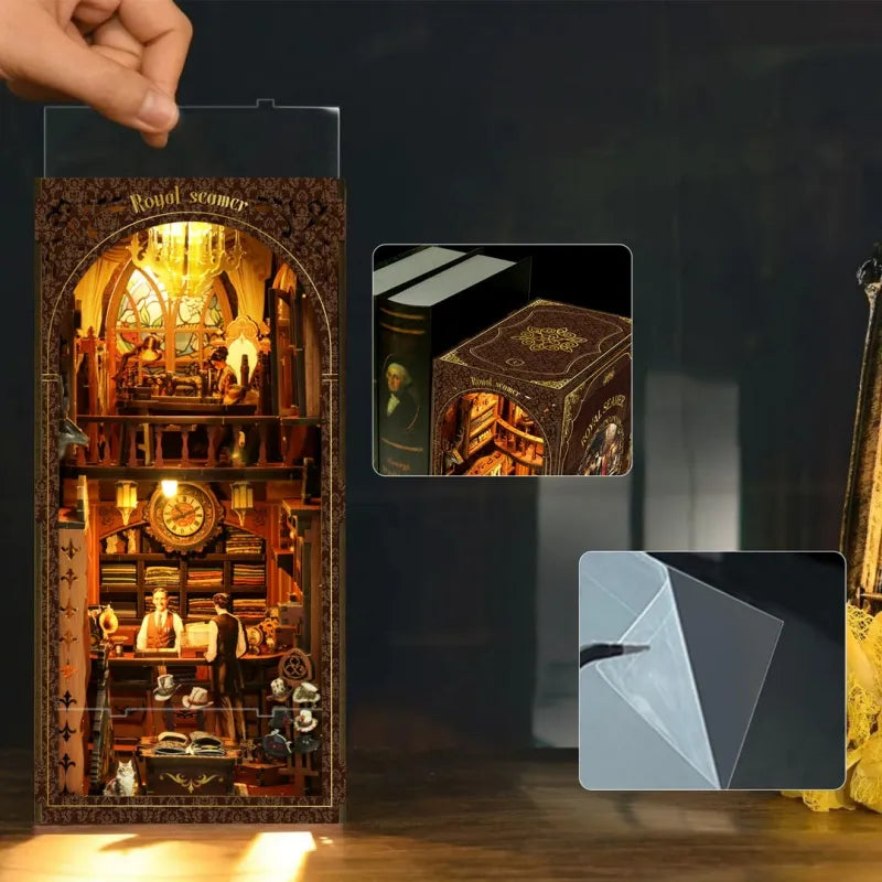 Book Nook - Royal Seamer, un kit créatif pour construire un diorama miniature. Parfait pour décorer une bibliothèque ou comme cadeau original pour un amoureux des livres. Par Nookette.