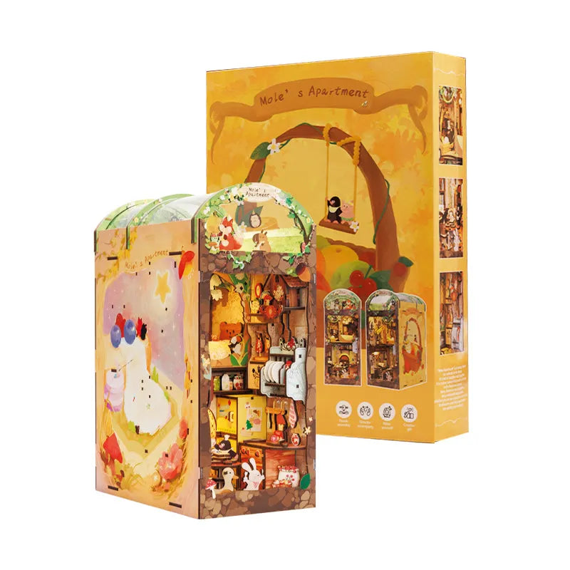 Book Nooks | Mole's Apartment, un kit créatif pour construire un diorama miniature. Parfait pour décorer une bibliothèque ou comme cadeau original pour un amoureux des livres. Par Nookette.