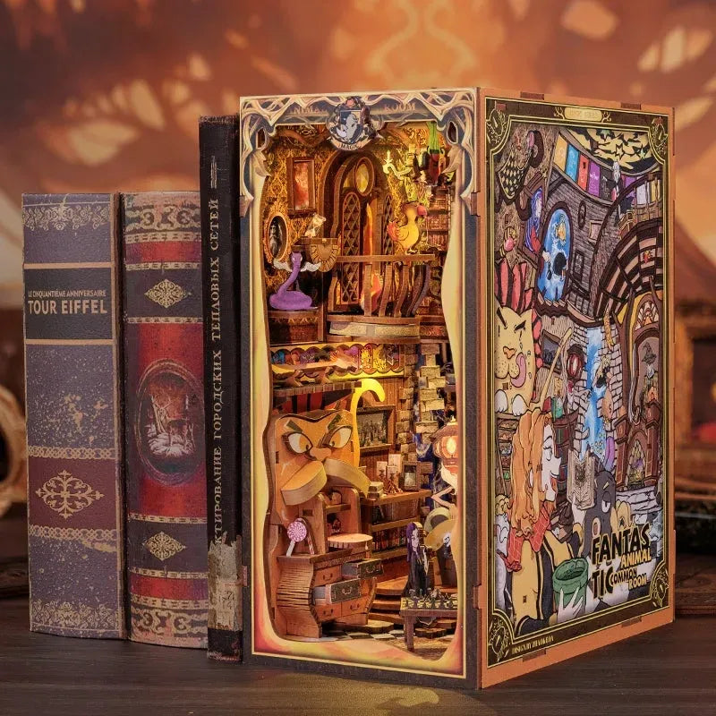 Booknook - Fantastic Animal Common Room