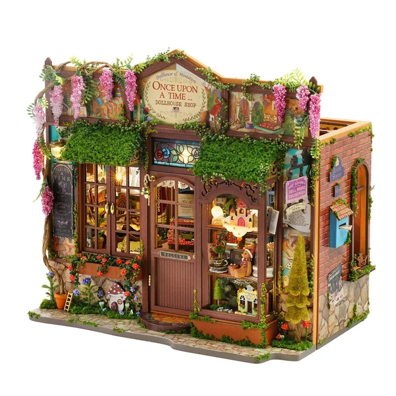 Maison Miniature - Dollhouse Shop, un kit créatif pour construire un diorama miniature. Parfait pour décorer une bibliothèque ou comme cadeau original pour un amoureux des livres. Par Nookette.