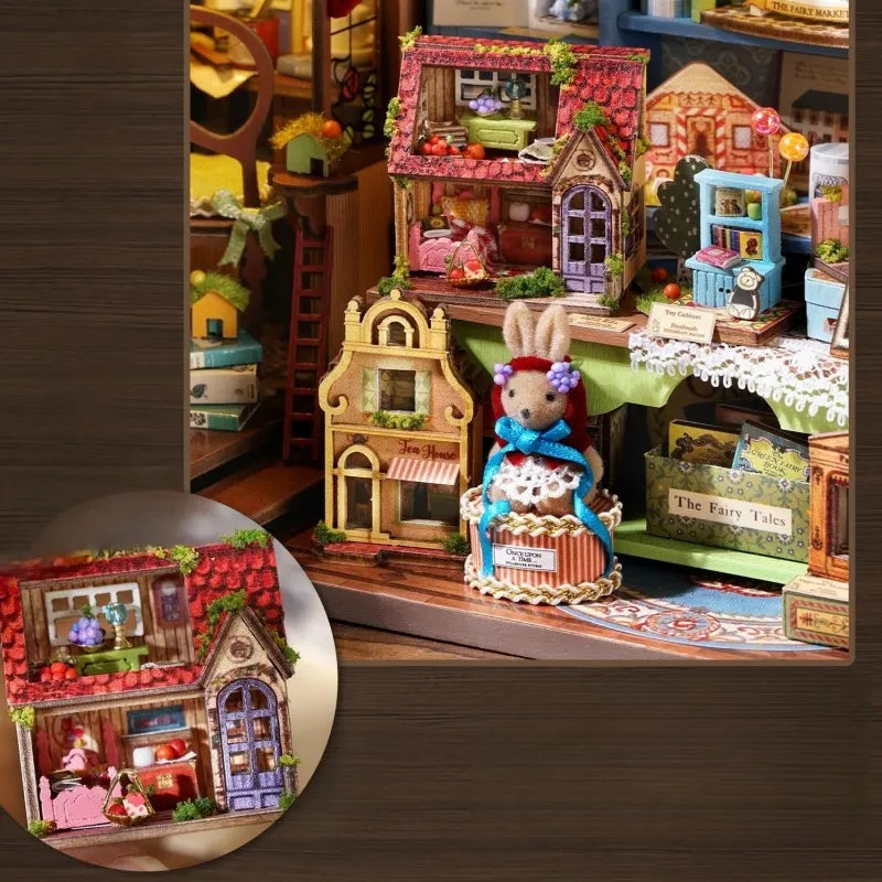 Maison Miniature - Dollhouse Shop, un kit créatif pour construire un diorama miniature. Parfait pour décorer une bibliothèque ou comme cadeau original pour un amoureux des livres. Par Nookette.
