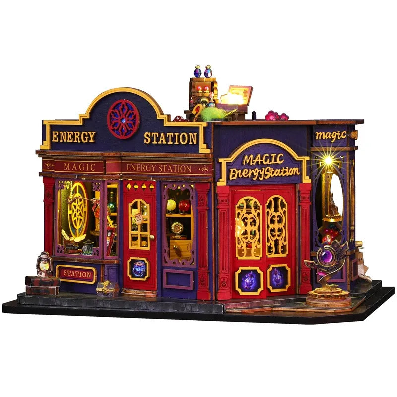 Maison Miniature - Magic Energy Station, un kit créatif pour construire un diorama miniature. Parfait pour décorer une bibliothèque ou comme cadeau original pour un amoureux des livres. Par Nookette.