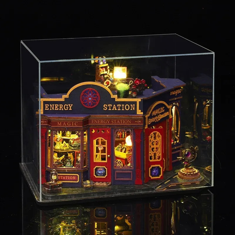 Maison Miniature - Magic Energy Station, un kit créatif pour construire un diorama miniature. Parfait pour décorer une bibliothèque ou comme cadeau original pour un amoureux des livres. Par Nookette.