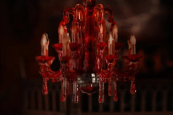 Lustre rouge à chandelles