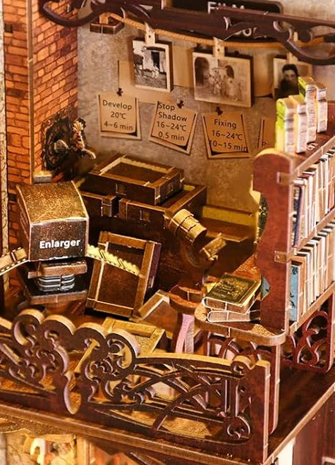 Un mur d'art et de souvenirs