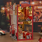 Book Nook - 1950s Diner