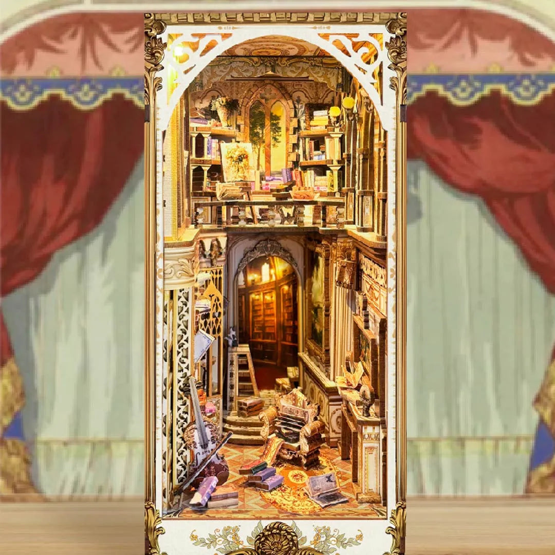 Baroque Dreams: Palais Européen aux Anciennes Architectures Book Nook
