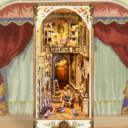Baroque Dreams: Palais Européen aux Anciennes Architectures Book Nook
