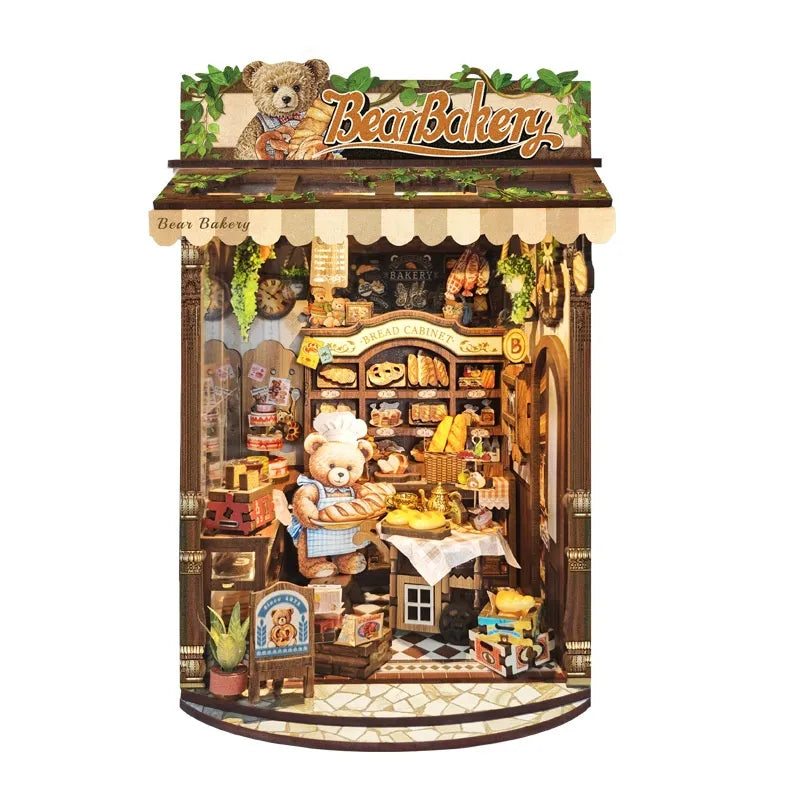 Book Nook - Bear Bakery, un kit créatif pour construire un diorama miniature. Parfait pour décorer une bibliothèque ou comme cadeau original pour un amoureux des livres. Par Nookette.