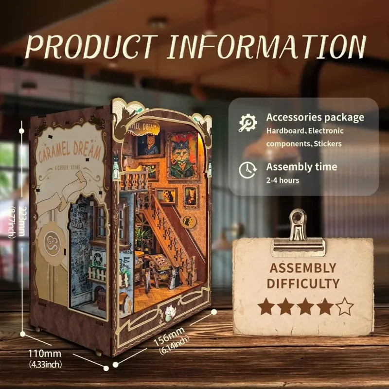 Booknook - Caramel Dreams Cat Café, un kit créatif pour construire un diorama miniature. Parfait pour décorer une bibliothèque ou comme cadeau original pour un amoureux des livres. Par Nookette.