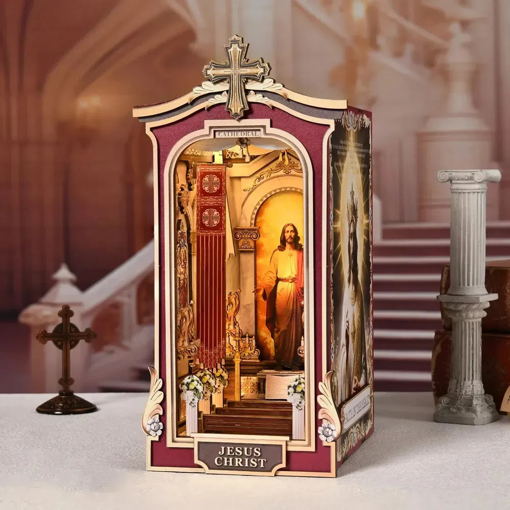 Book Nook - Cathedral