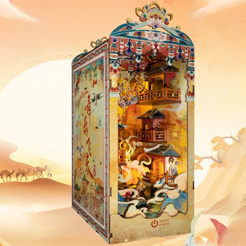 Booknook - Dunhuang Dance, un kit créatif pour construire un diorama miniature. Parfait pour décorer une bibliothèque ou comme cadeau original pour un amoureux des livres. Par Nookette.