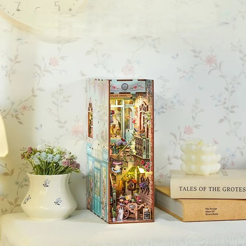 Book Nook - Flower Shop