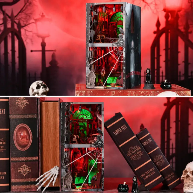Book Nook - Haunted Mansion, un kit créatif pour construire un diorama miniature. Parfait pour décorer une bibliothèque ou comme cadeau original pour un amoureux des livres. Par Nookette.