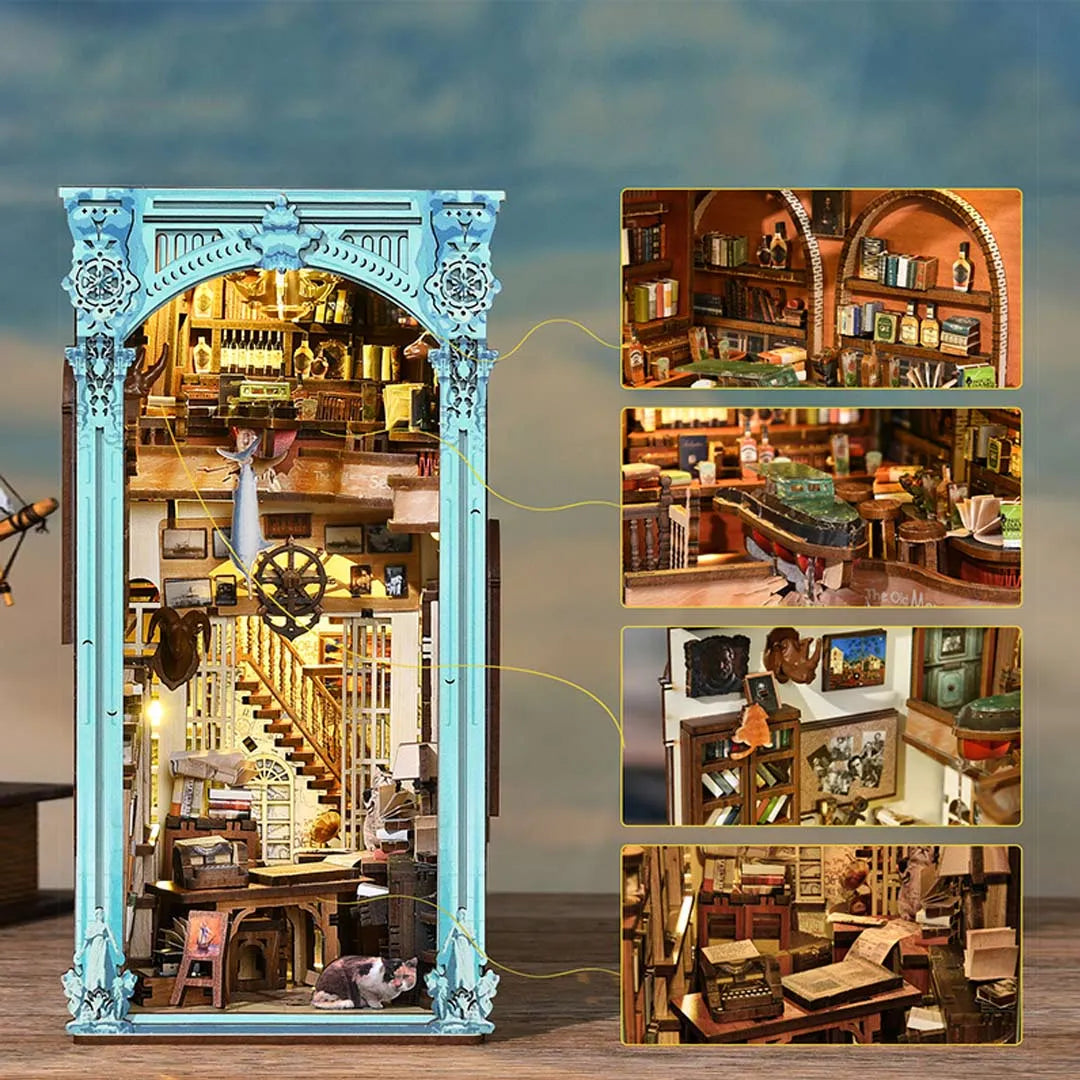 Book Nook - Hemingway House, un kit créatif pour construire un diorama miniature. Parfait pour décorer une bibliothèque ou comme cadeau original pour un amoureux des livres. Par Nookette.