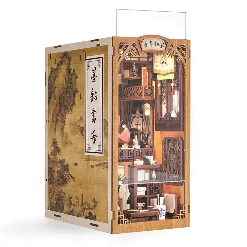 Book Nook | Ink Rhyme Bookstore, un kit créatif pour construire un diorama miniature. Parfait pour décorer une bibliothèque ou comme cadeau original pour un amoureux des livres. Par Nookette.