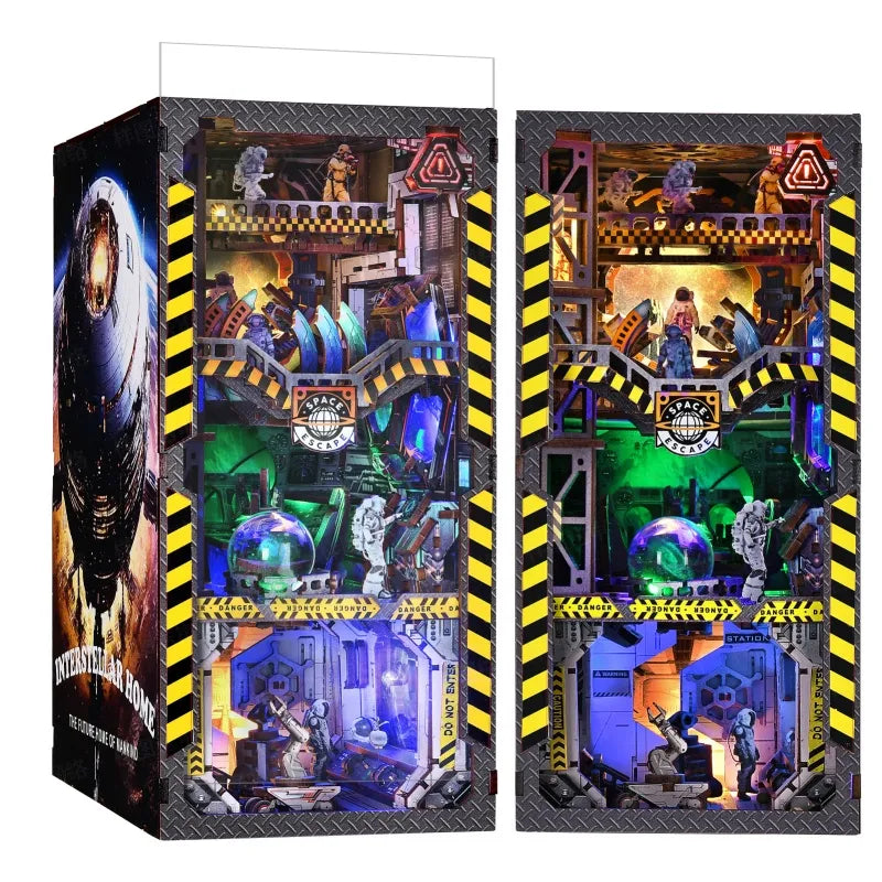 Book Nook - Interstellar Home, un kit créatif pour construire un diorama miniature. Parfait pour décorer une bibliothèque ou comme cadeau original pour un amoureux des livres. Par Nookette.