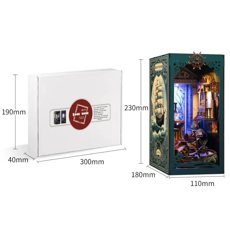 Book Nook - Riddle on the Seabed, un kit créatif pour construire un diorama miniature. Parfait pour décorer une bibliothèque ou comme cadeau original pour un amoureux des livres. Par Nookette.