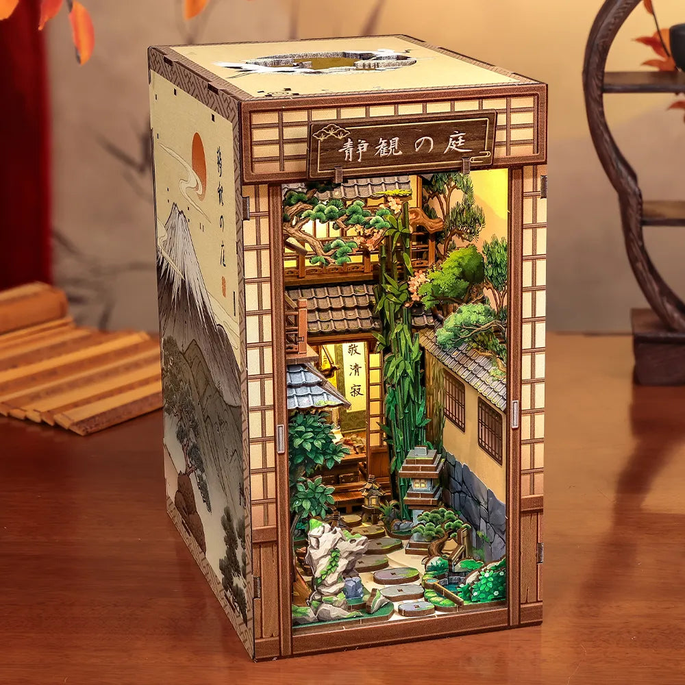 Book Nook Japon - Serene Courtyard