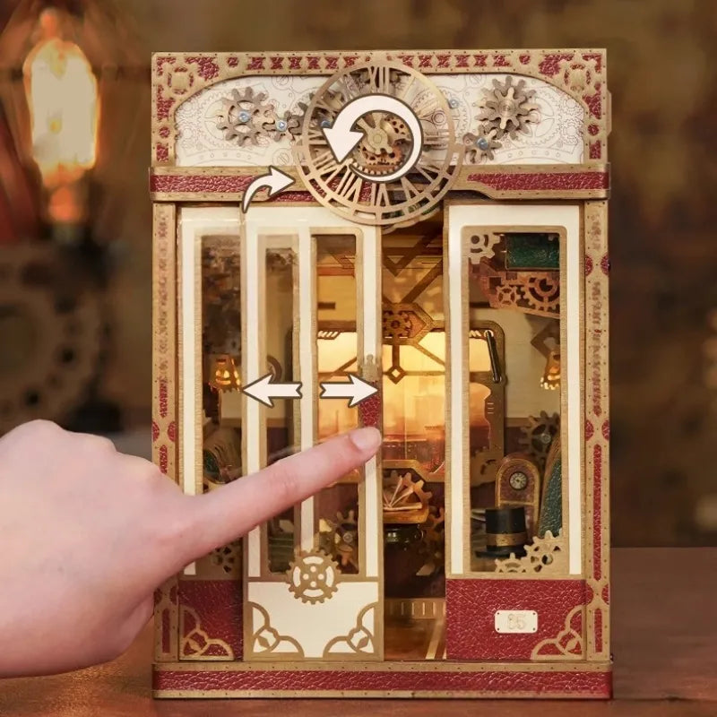 Book Nook - Steam Fantasy, un kit créatif pour construire un diorama miniature. Parfait pour décorer une bibliothèque ou comme cadeau original pour un amoureux des livres. Par Nookette.