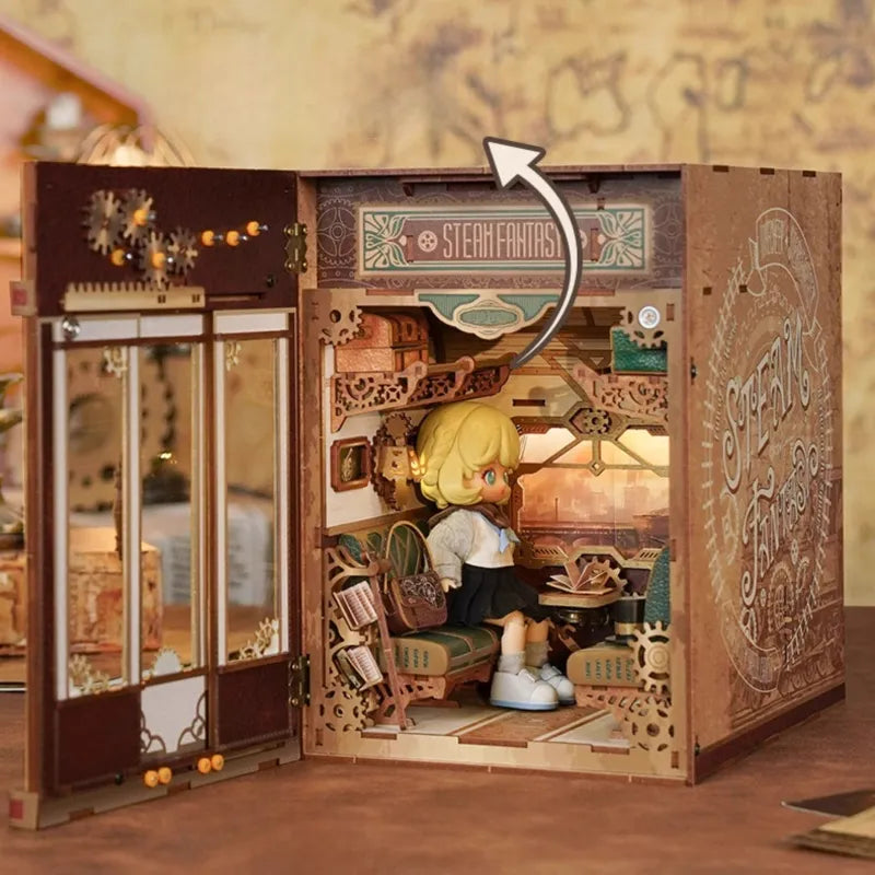 Book Nook - Steam Fantasy, un kit créatif pour construire un diorama miniature. Parfait pour décorer une bibliothèque ou comme cadeau original pour un amoureux des livres. Par Nookette.