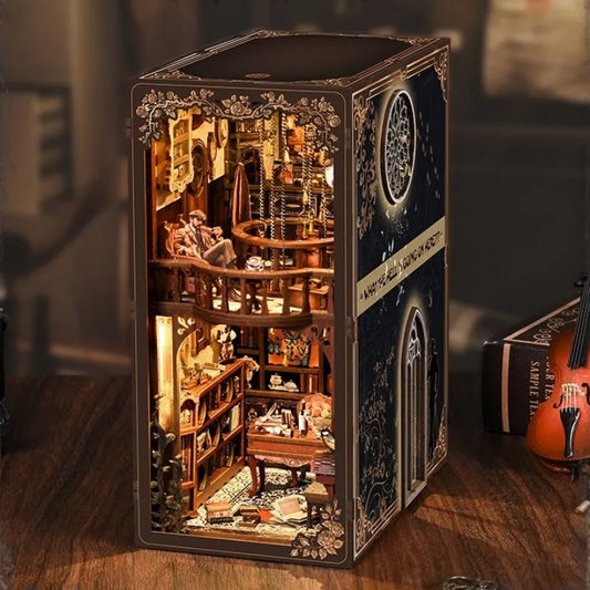 Book Nook - The Case of the Hidden Box