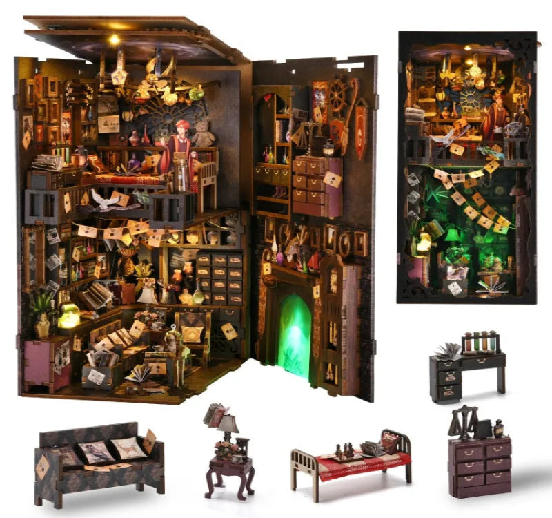 Book Nook - The House Of Magic, un kit créatif pour construire un diorama miniature. Parfait pour décorer une bibliothèque ou comme cadeau original pour un amoureux des livres. Par Nookette.