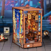 Book Nook Japon - Tsutenkaku Ichiban Street