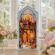 Book Nook - Woodland Flower Lane