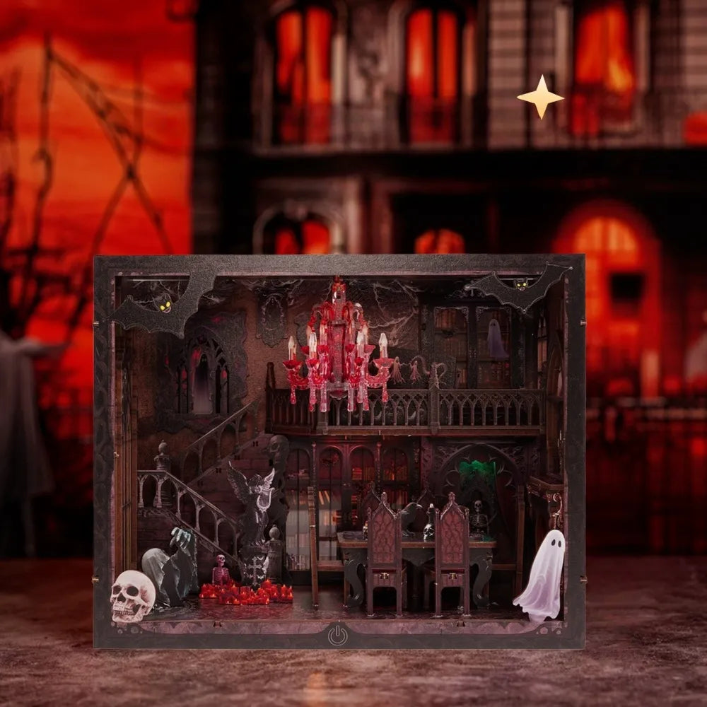 Booknook - Dark Family Pro, un kit créatif pour construire un diorama miniature. Parfait pour décorer une bibliothèque ou comme cadeau original pour un amoureux des livres. Par Nookette.