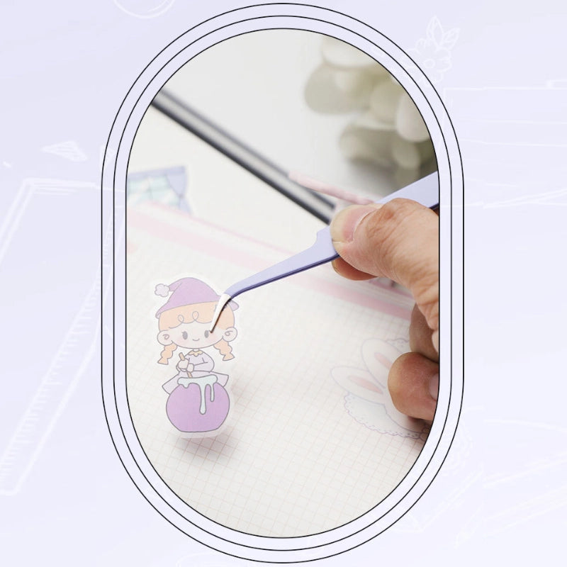 Set d'outils à main, un kit créatif pour construire un diorama miniature. Parfait pour décorer une bibliothèque ou comme cadeau original pour un amoureux des livres. Par Nookette.