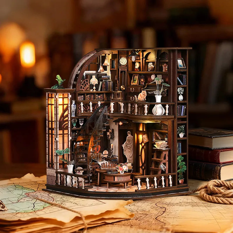 Maison Miniature - Bacchus Bookstore
