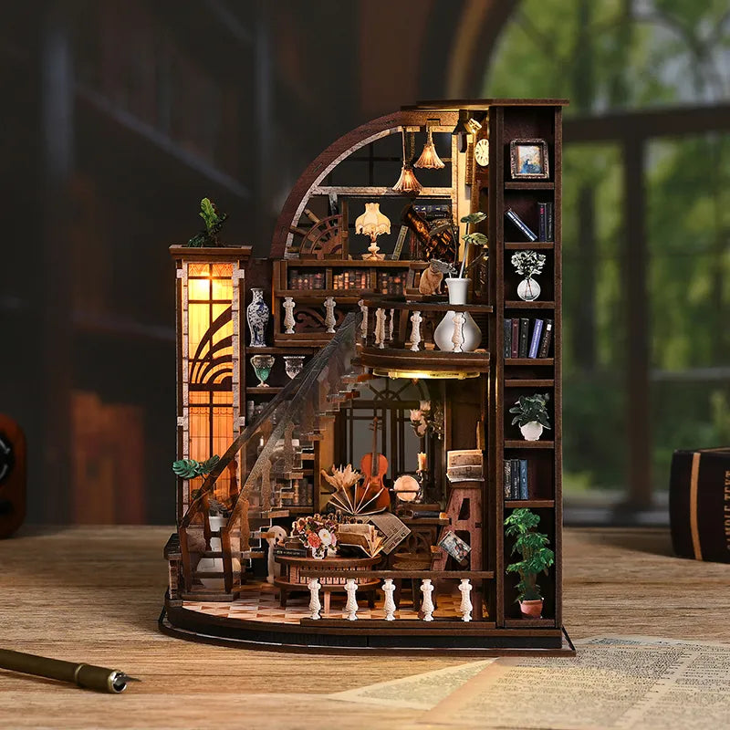 Maison Miniature - Bacchus Bookstore