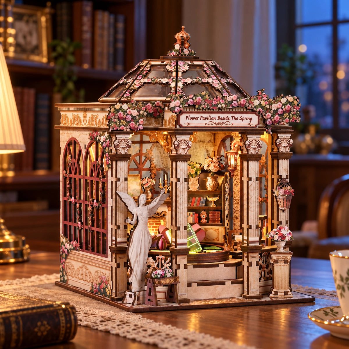 Maison Miniature - Flower Pavilion Beside The Spring
