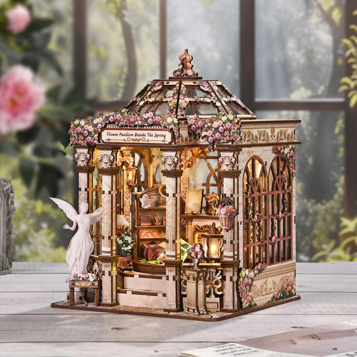 Maison Miniature - Flower Pavilion Beside The Spring