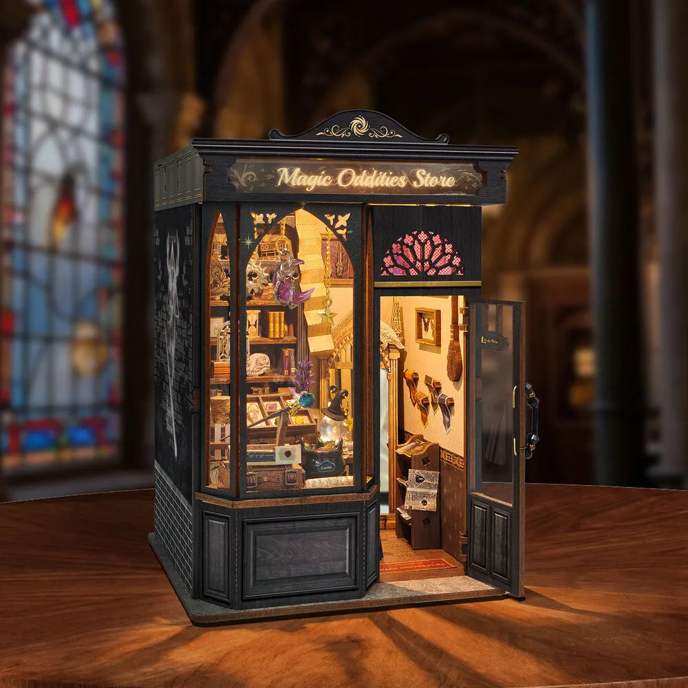 Maison Miniature - Magic Oddities Store