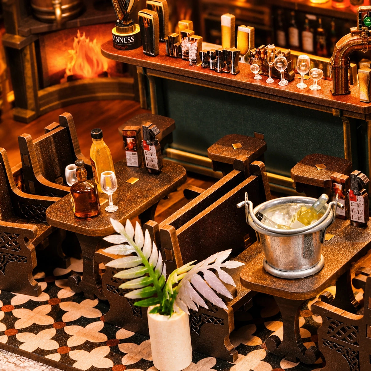 Maison Miniature - Shamrock & Harp Pub