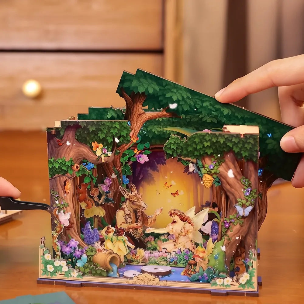 Miniature House - A Midsummer Night's Dream
