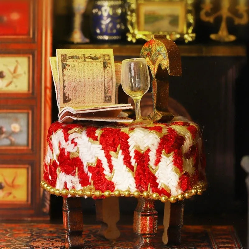 Maison Miniature - Edinburgh Castle, un kit créatif pour construire un diorama miniature. Parfait pour décorer une bibliothèque ou comme cadeau original pour un amoureux des livres. Par Nookette.