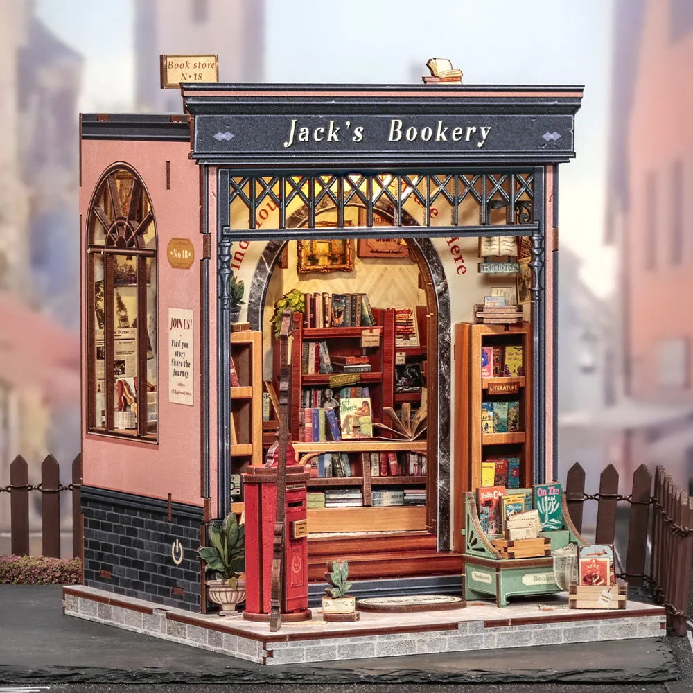 Maison Miniature - Jack's Bookery, un kit créatif pour construire un diorama miniature. Parfait pour décorer une bibliothèque ou comme cadeau original pour un amoureux des livres. Par Nookette.